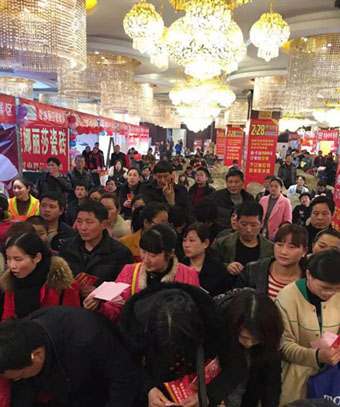 大友地板安徽舒城专卖店“家居品牌联盟工厂直供会”完美收官