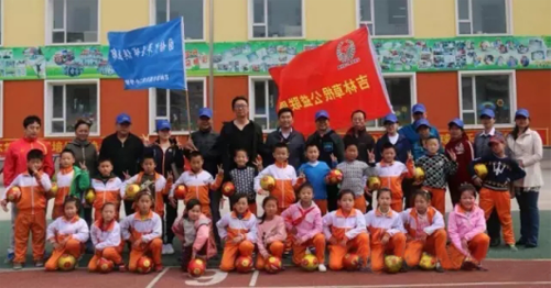 贝尔地板：以爱为名，助梦飞扬